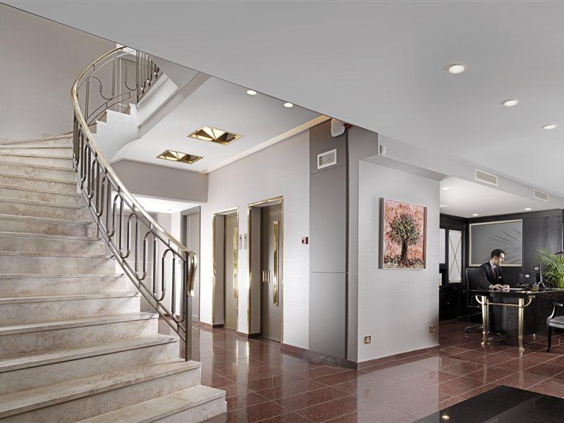 Holiday Suites Афины Экстерьер фото