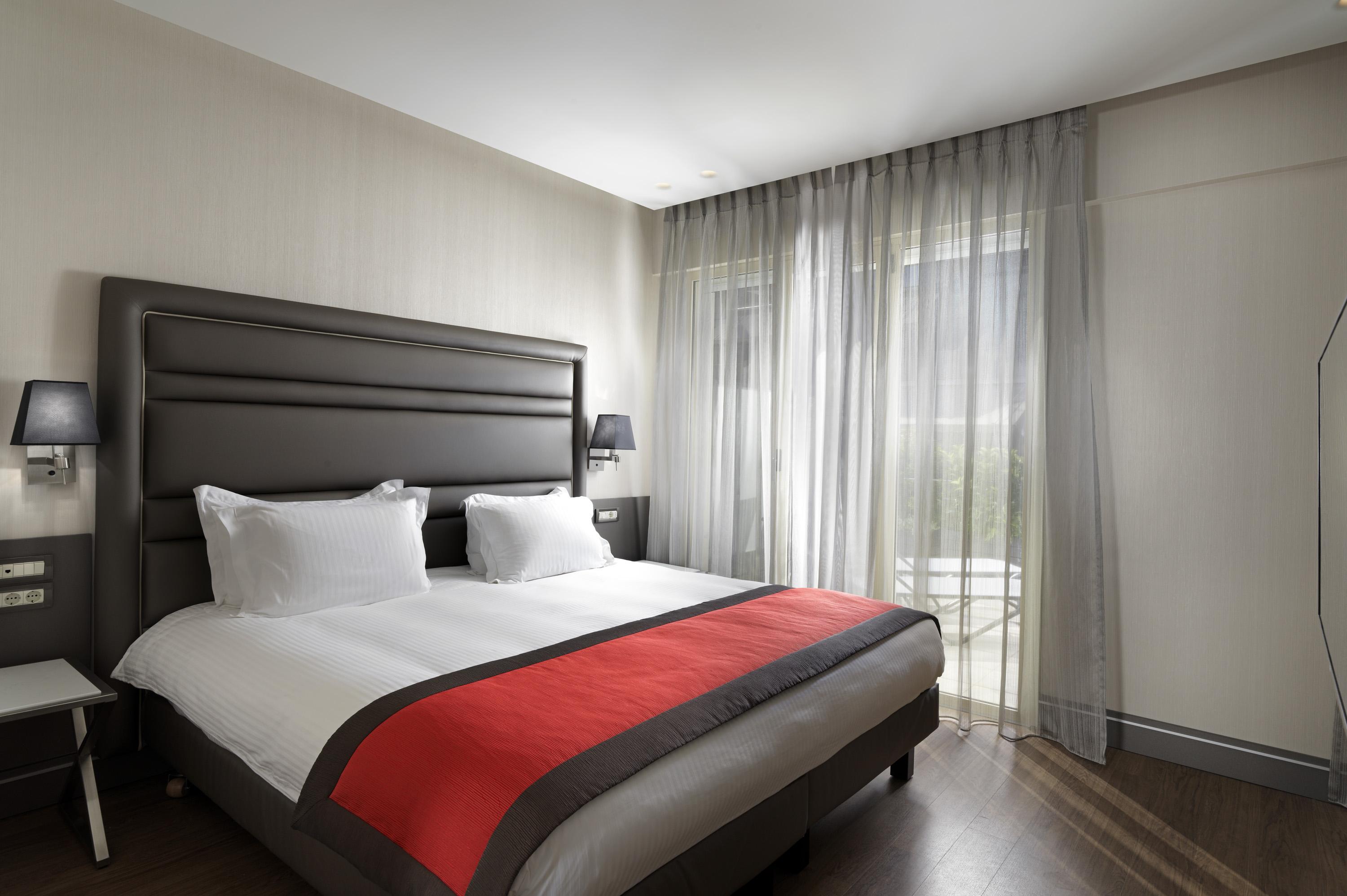Holiday Suites Афины Экстерьер фото