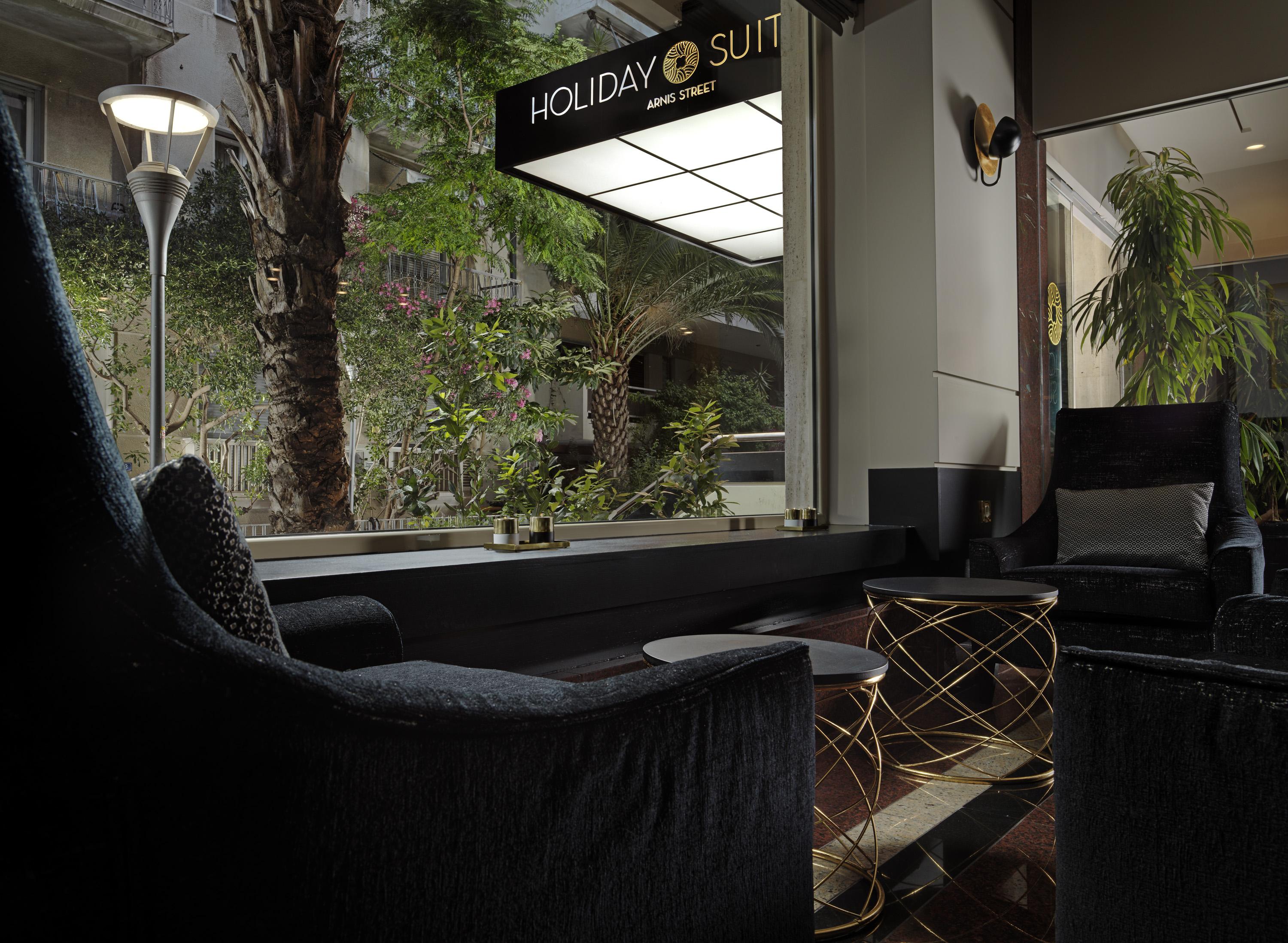 Holiday Suites Афины Экстерьер фото
