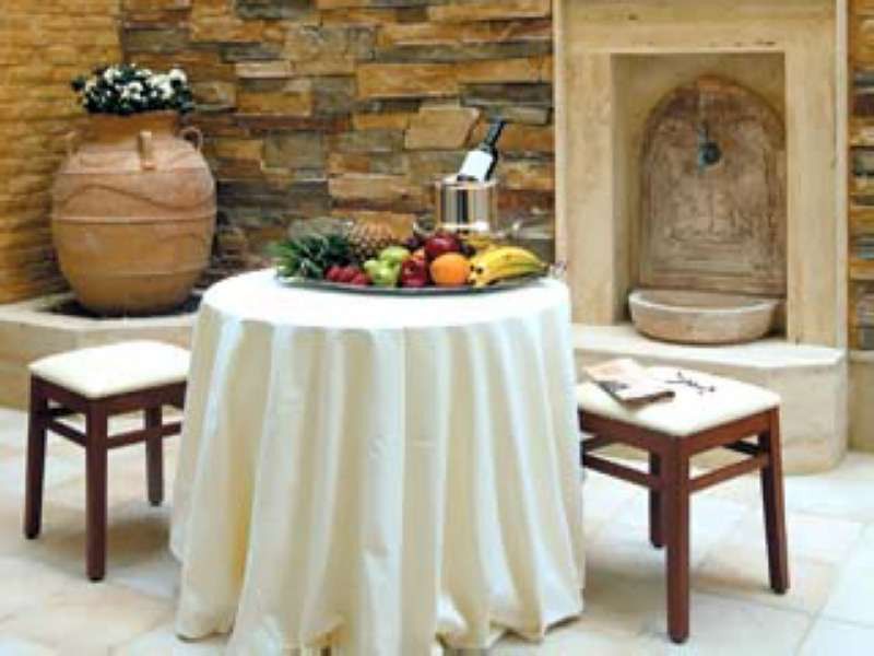 Holiday Suites Афины Ресторан фото